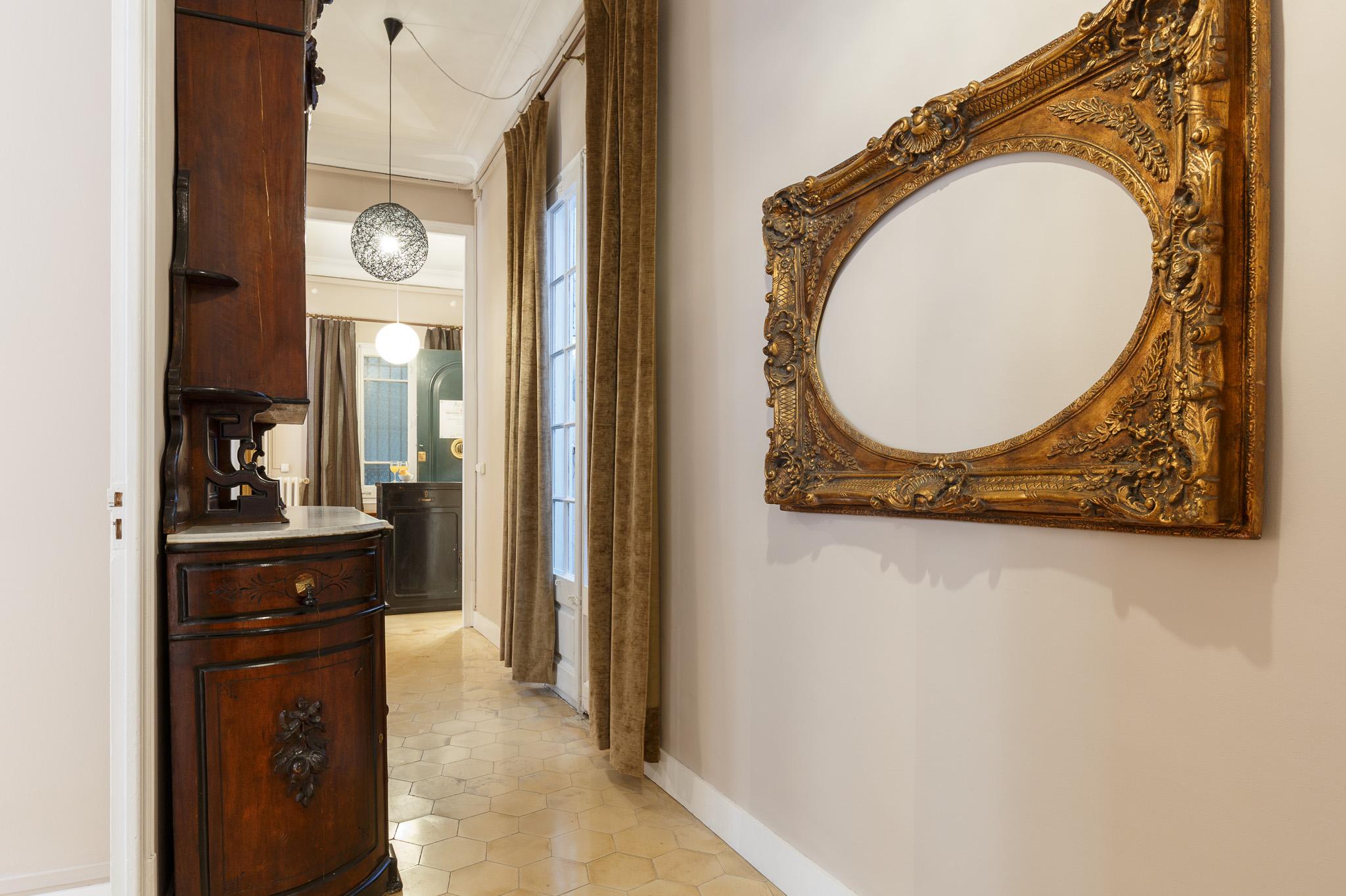 AinB Bed & Breakfast Via Laietana