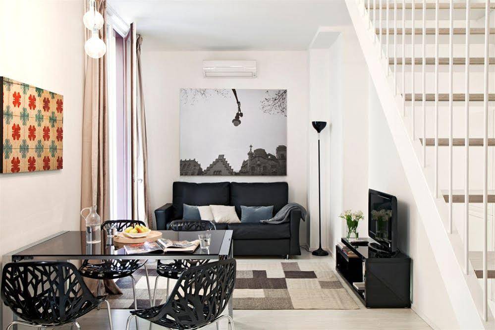 AinB Gothic Cathedral Apartments