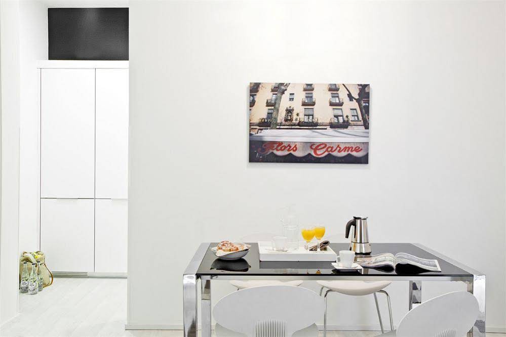 AinB Gothic Cathedral Apartments