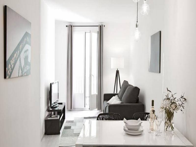 AinB Gothic Cathedral Apartments