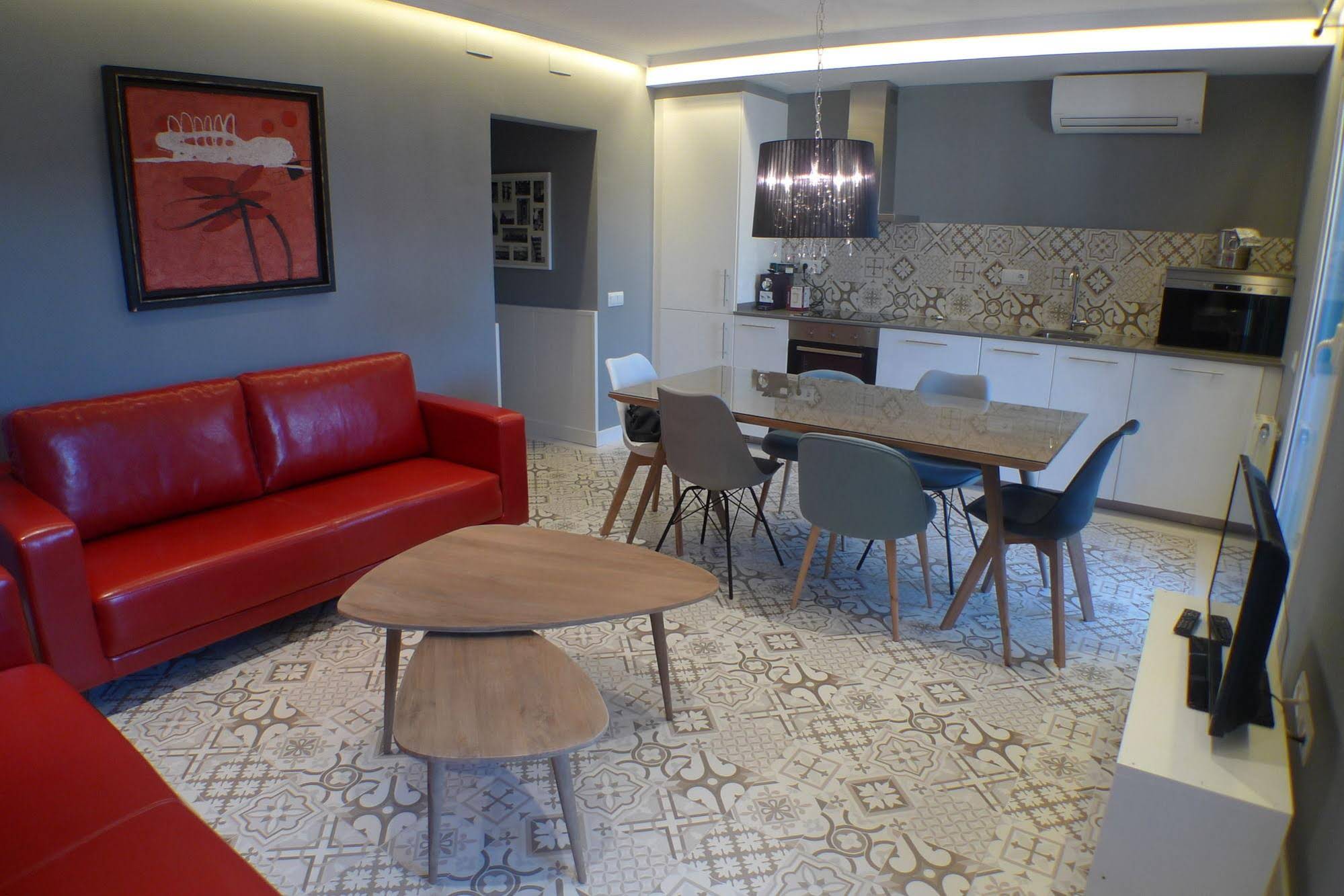 Apartamentos Gran Vía by The Streets