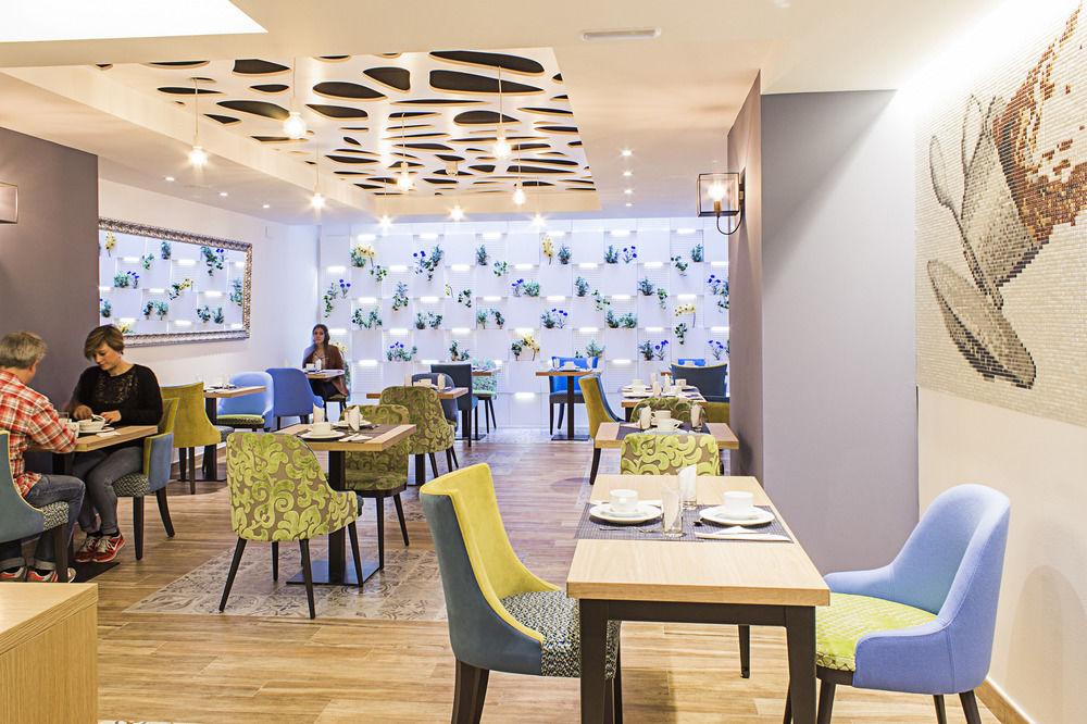 Apart-Suites Hostemplo