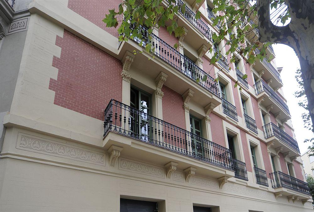 Apart-Suites Hostemplo