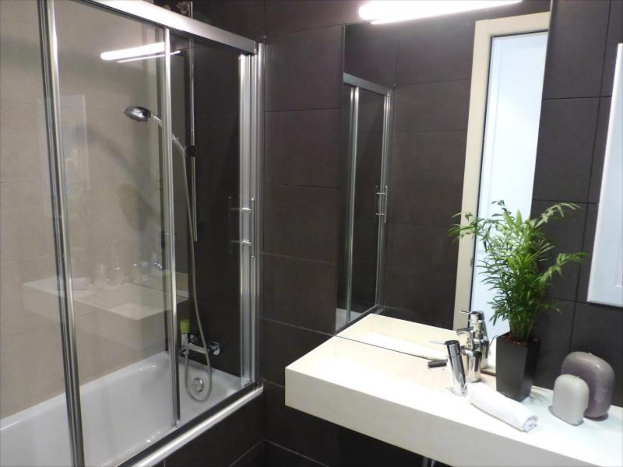 APTBCN Apartments Super Balmes
