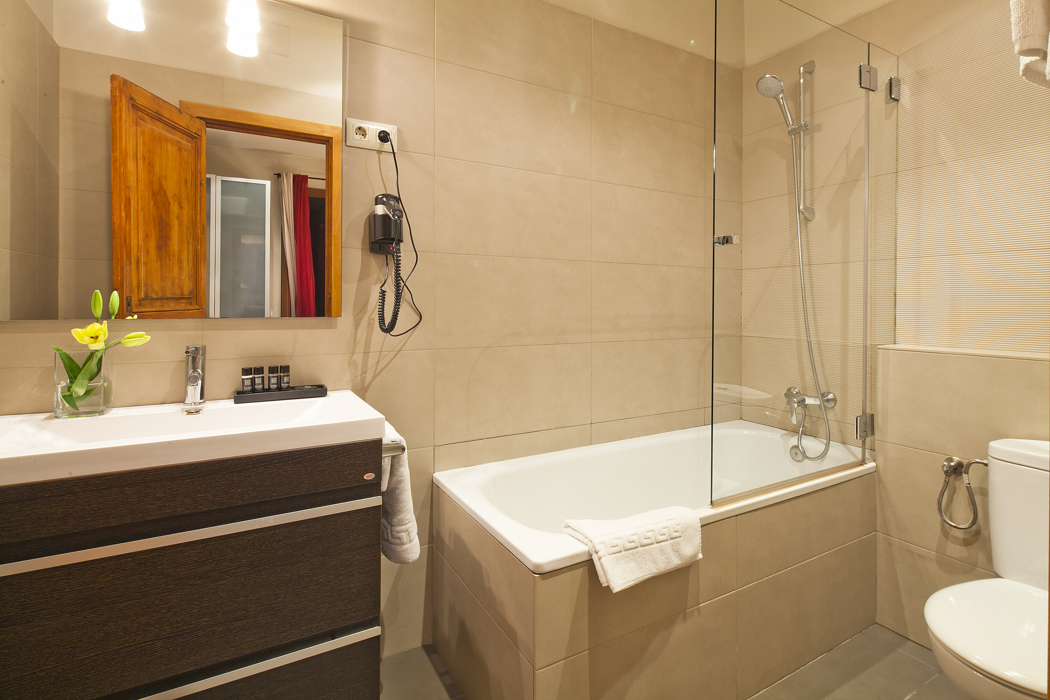 Aspasios Urquinaona Design Barcelona