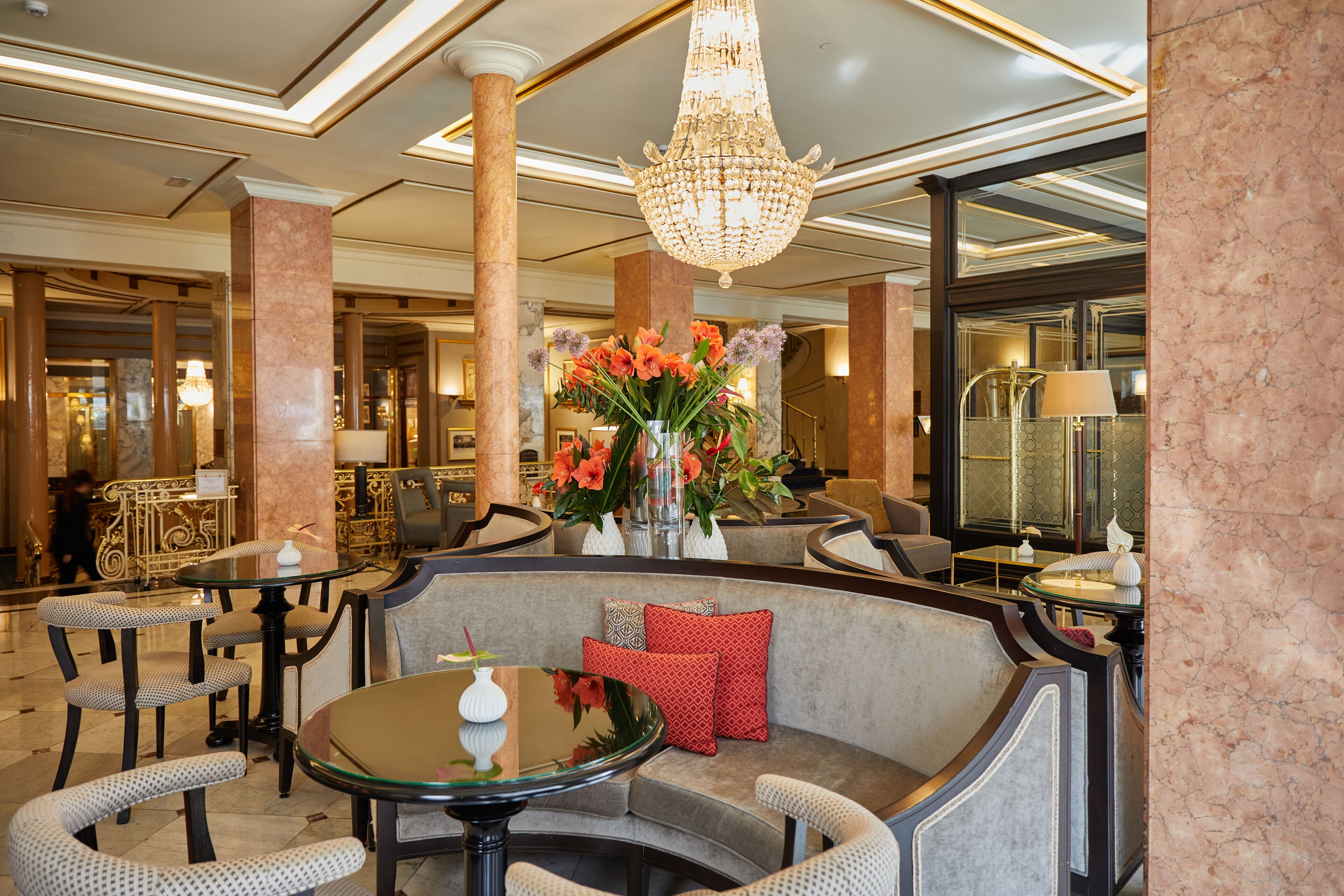 El Avenida Palace Hotel
