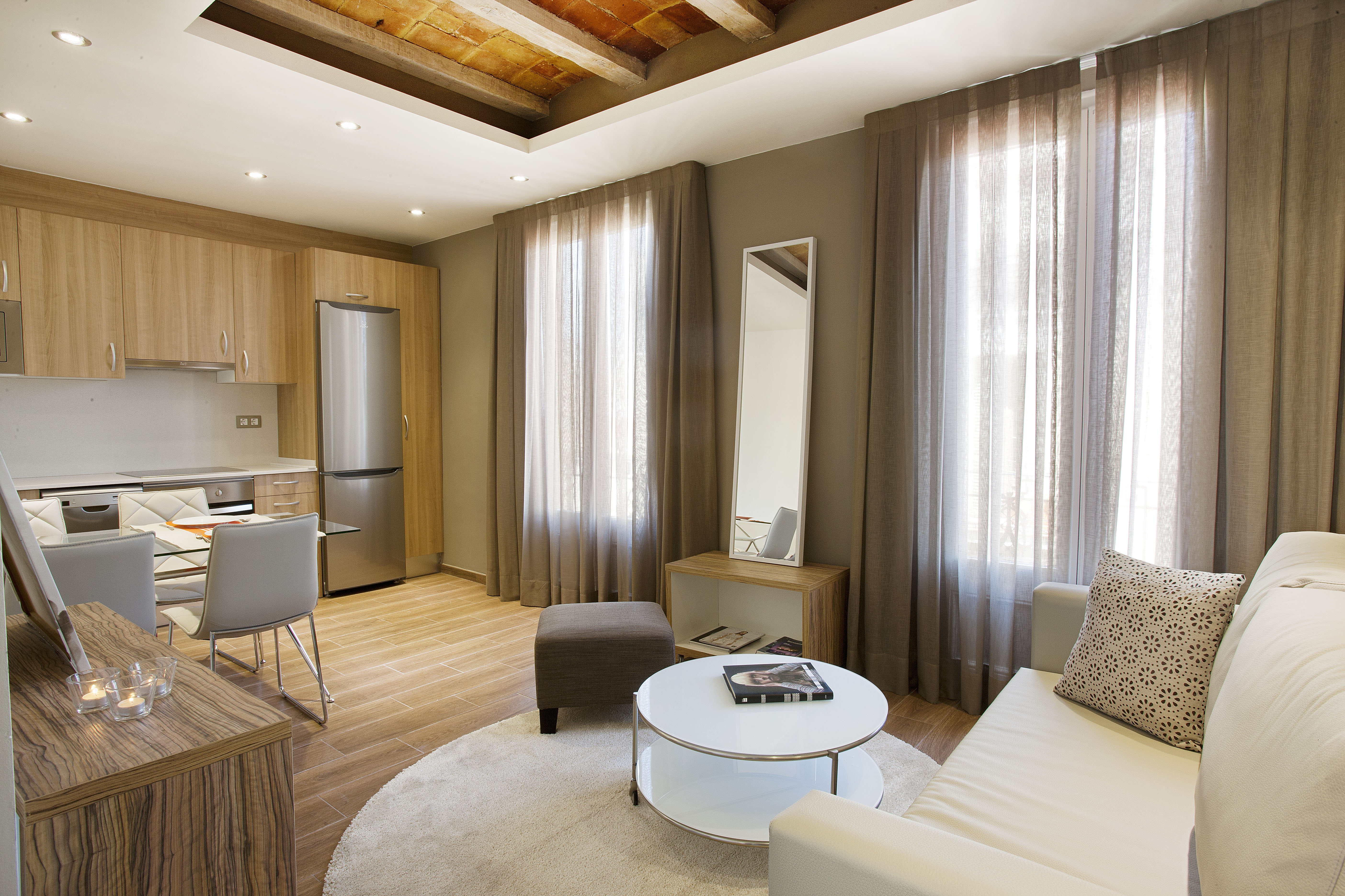 Barcelona Apartment Milà
