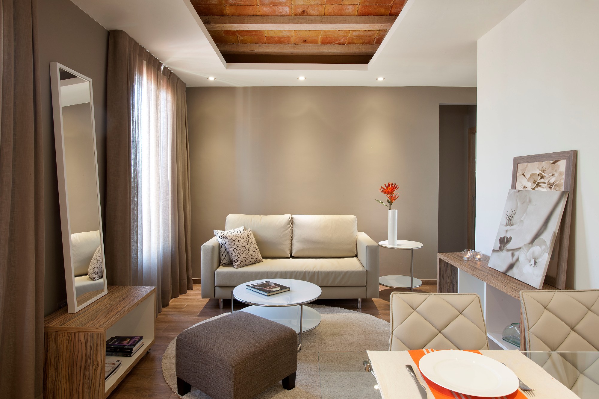 Barcelona Apartment Milà
