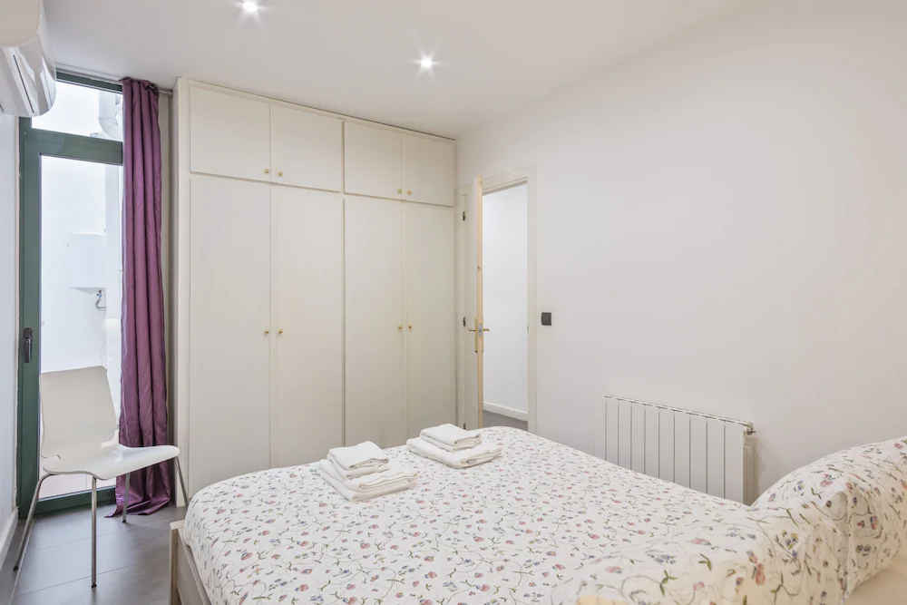 Barcelona Comtal Apartments