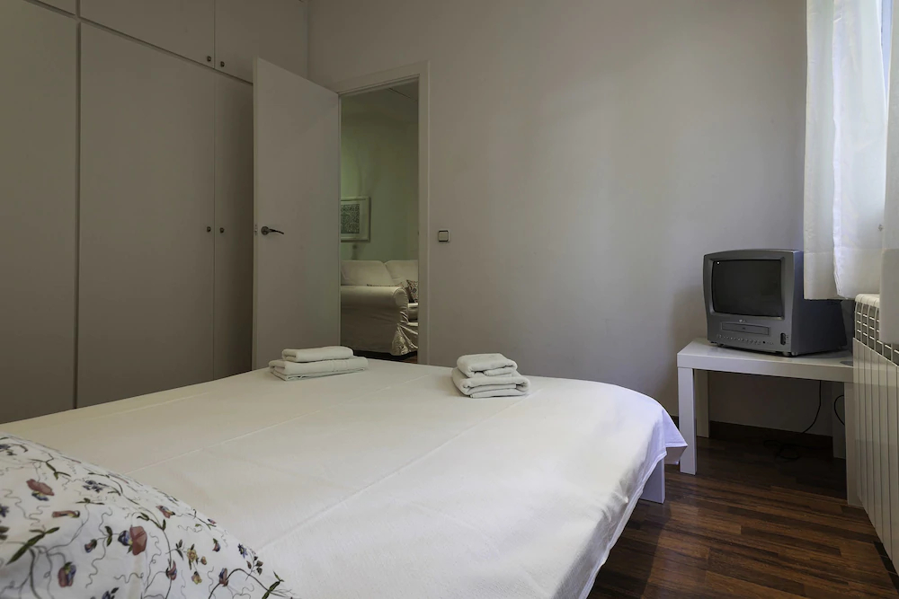 Barcelona Comtal Apartments