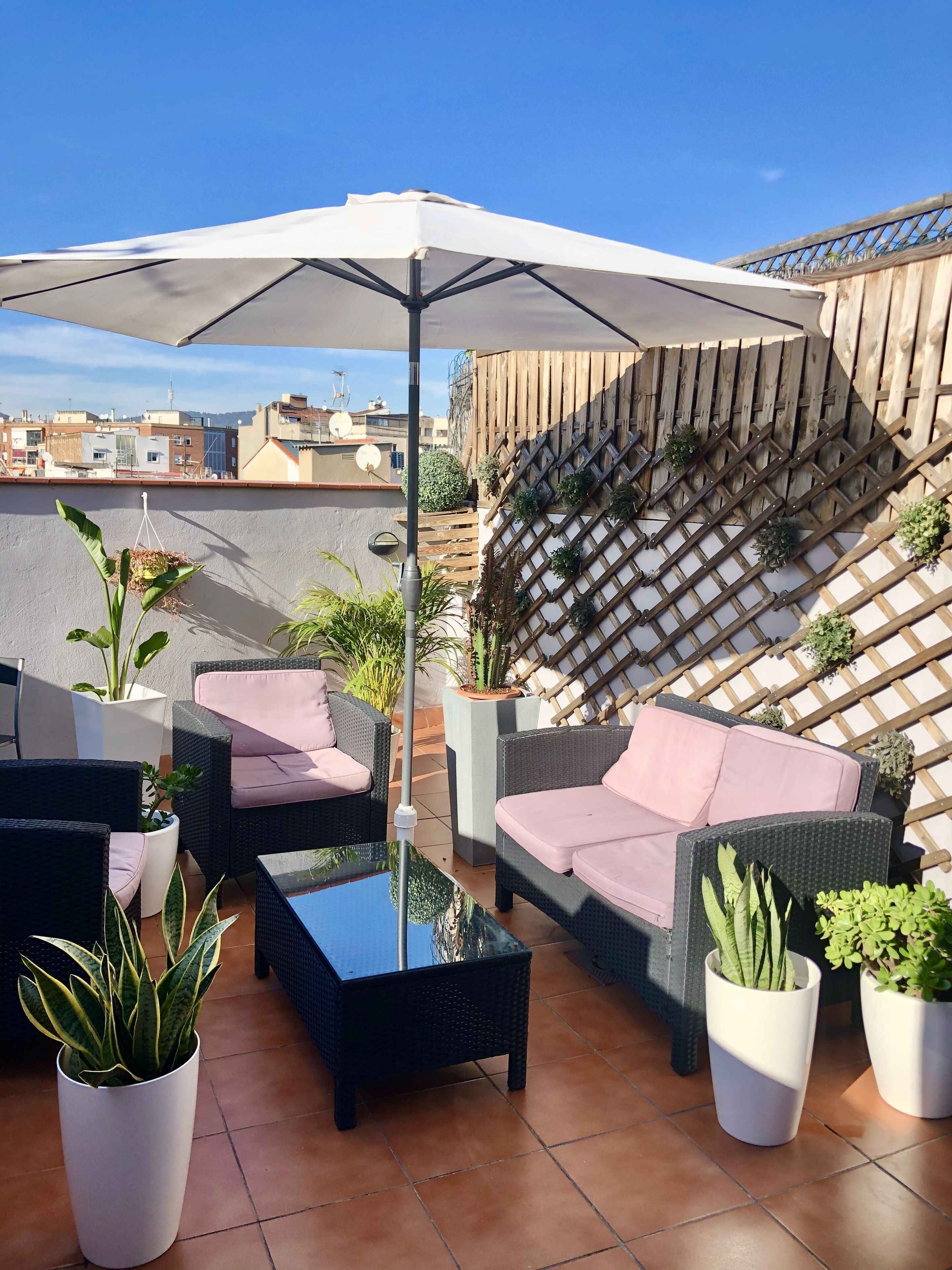 Barcelona Fifteen Luxury Hostel