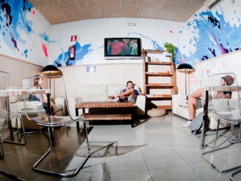 Barcelona Mar Hostel