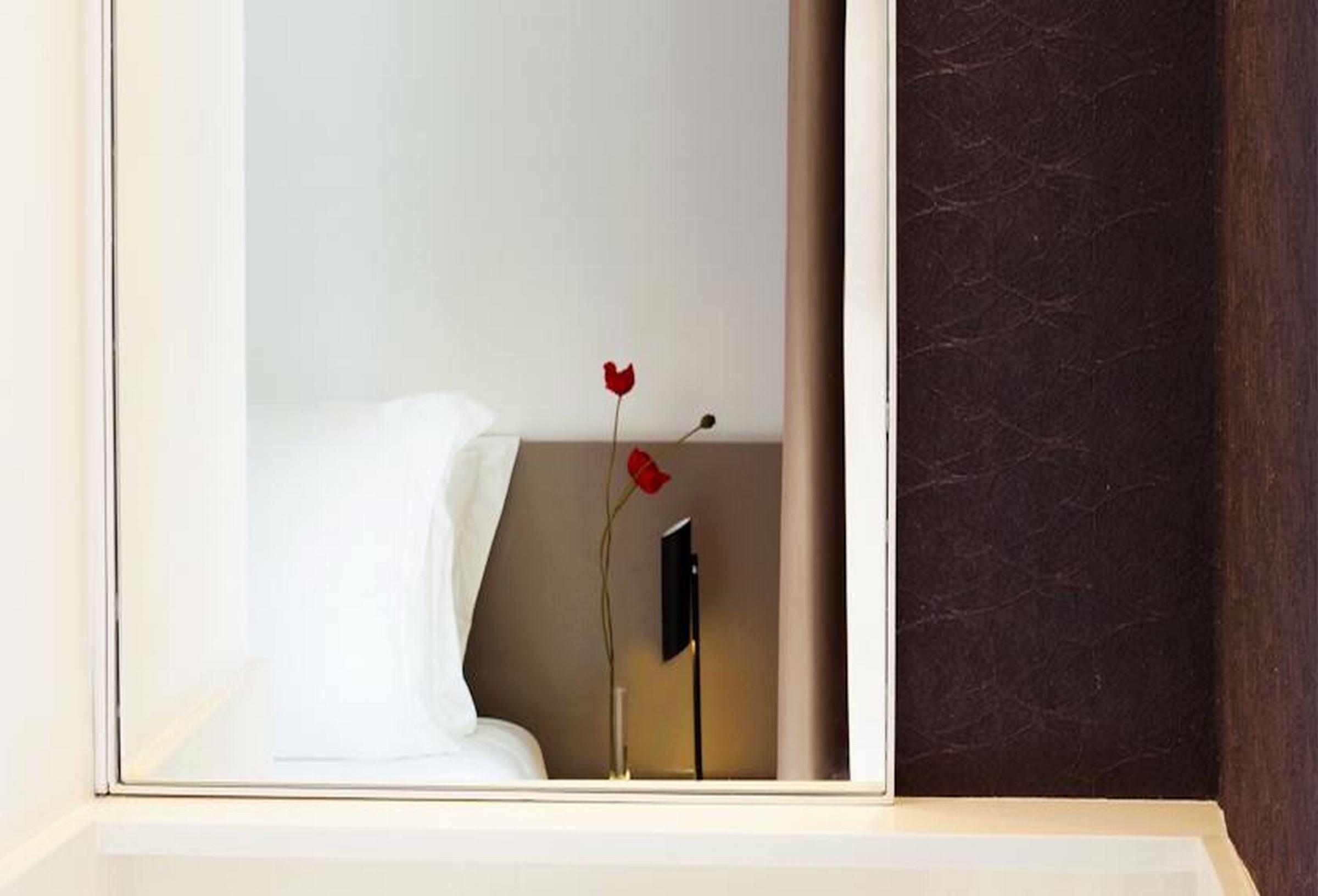 Barcelona Viladomat Apartment