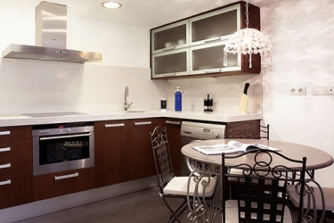 Bas Apartments Gracia