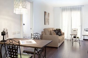 Bas Apartments Gracia