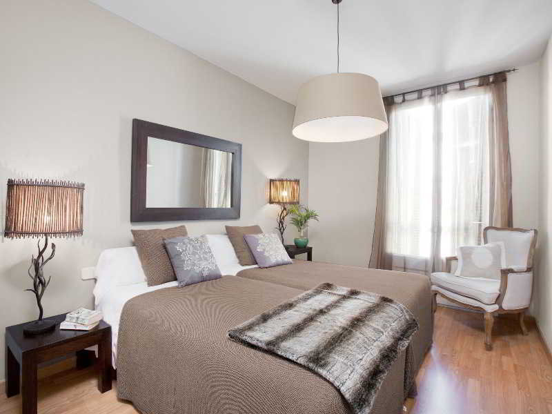BCN Rambla Catalunya Apartments