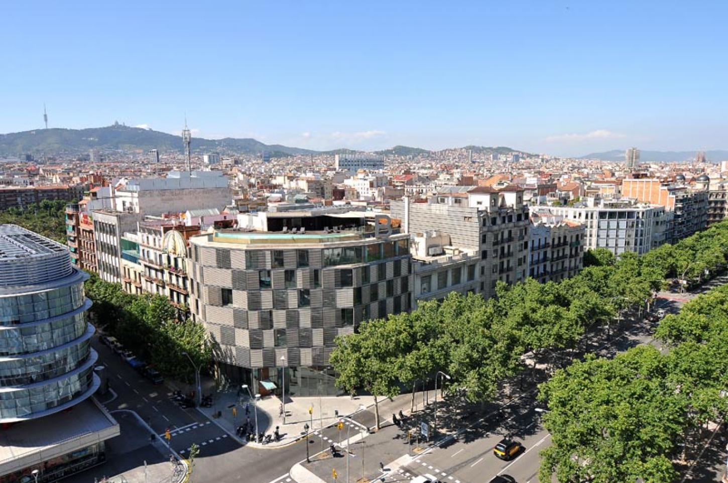 B-Hotel