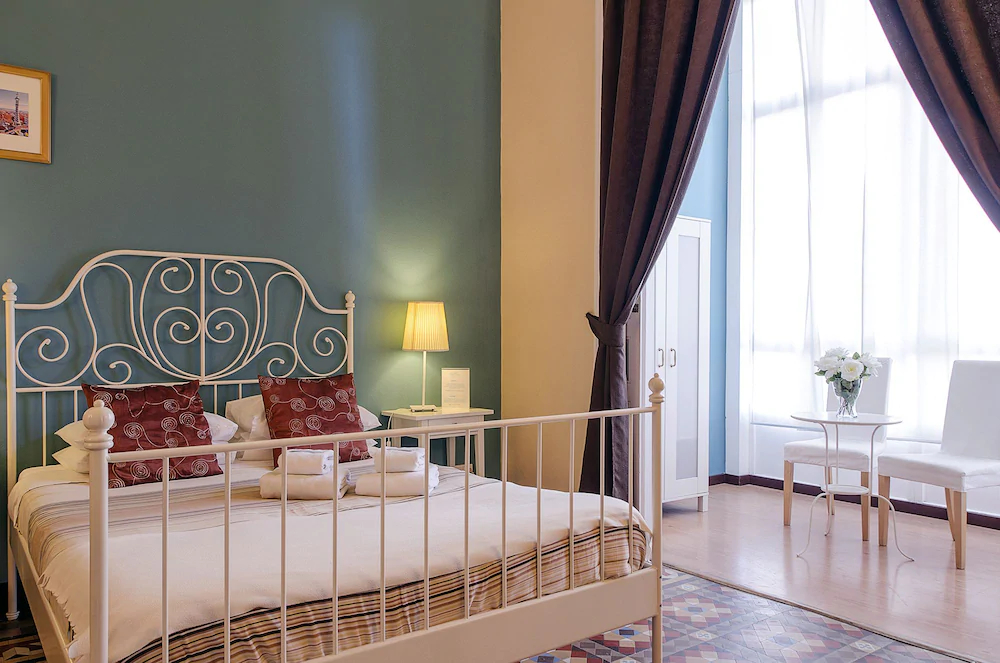 CasaNova Guest House