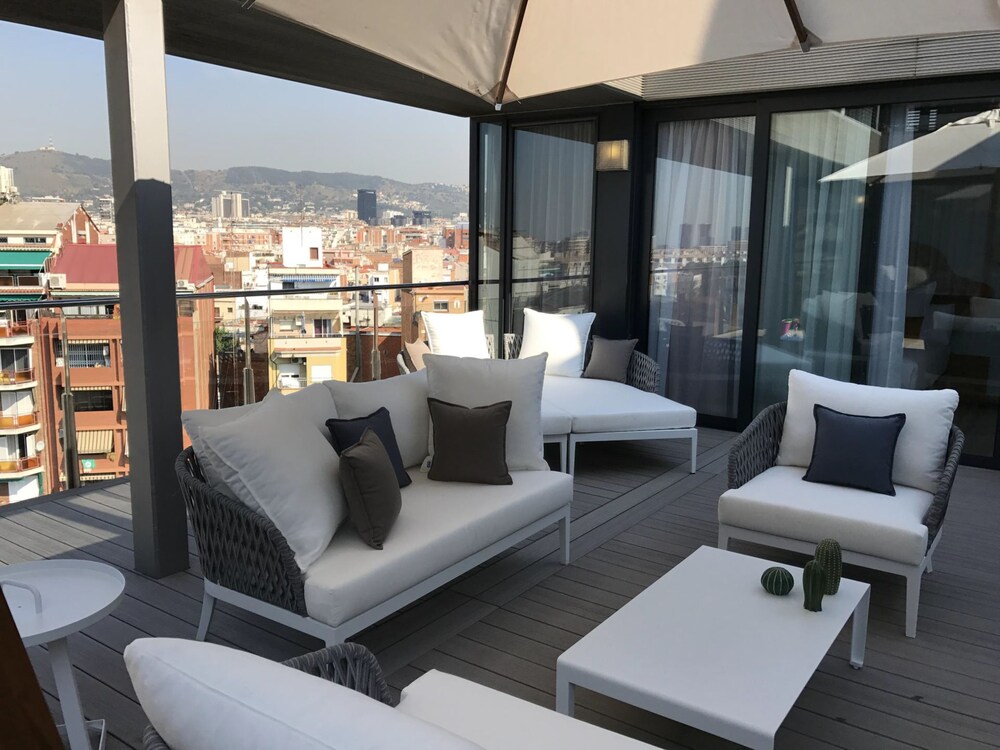 Cosmo Apartments