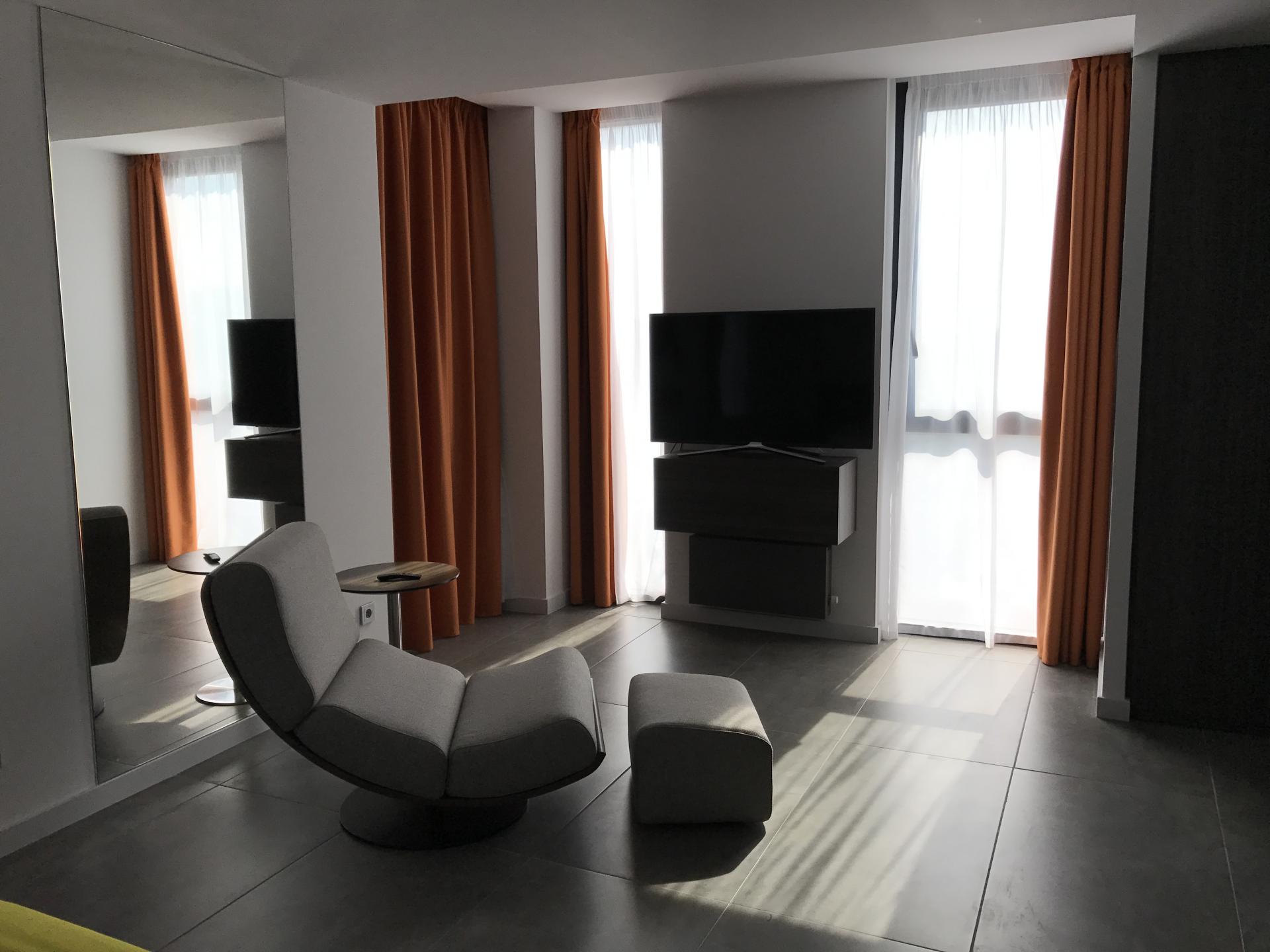 Cosmo Apartments