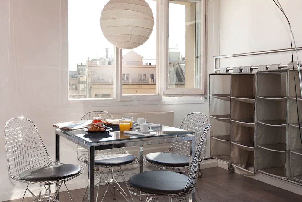 Enjoybcn Coliseum Apartments