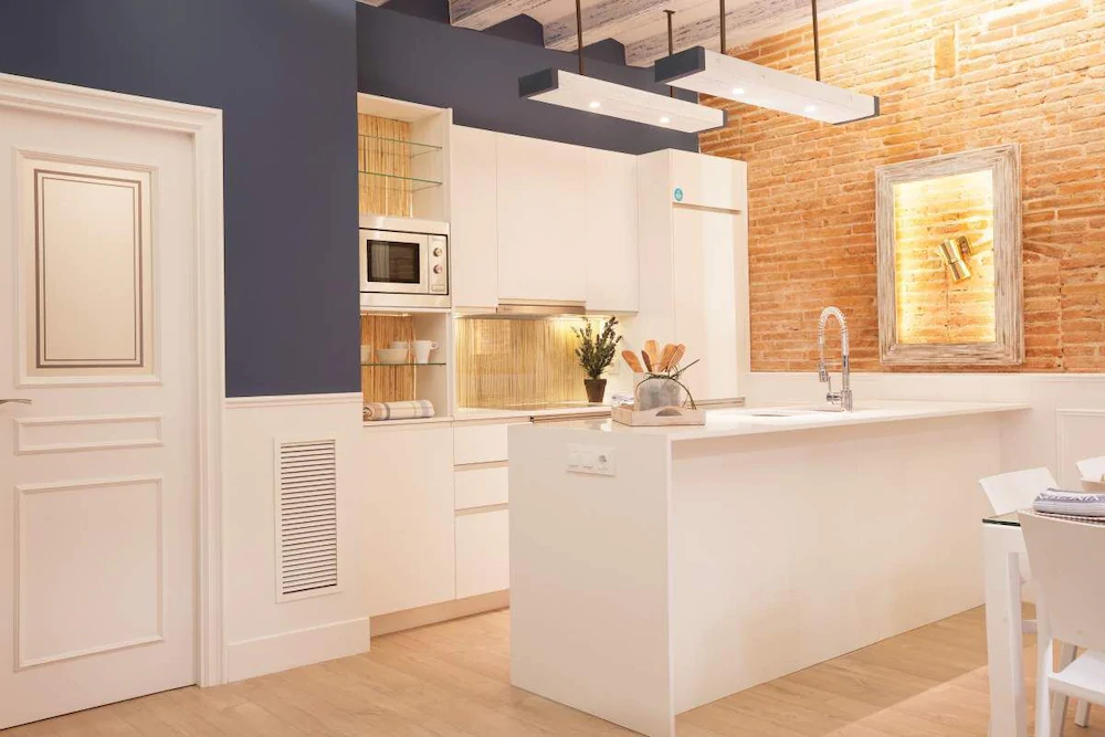 Enjoybcn Colon Apartments