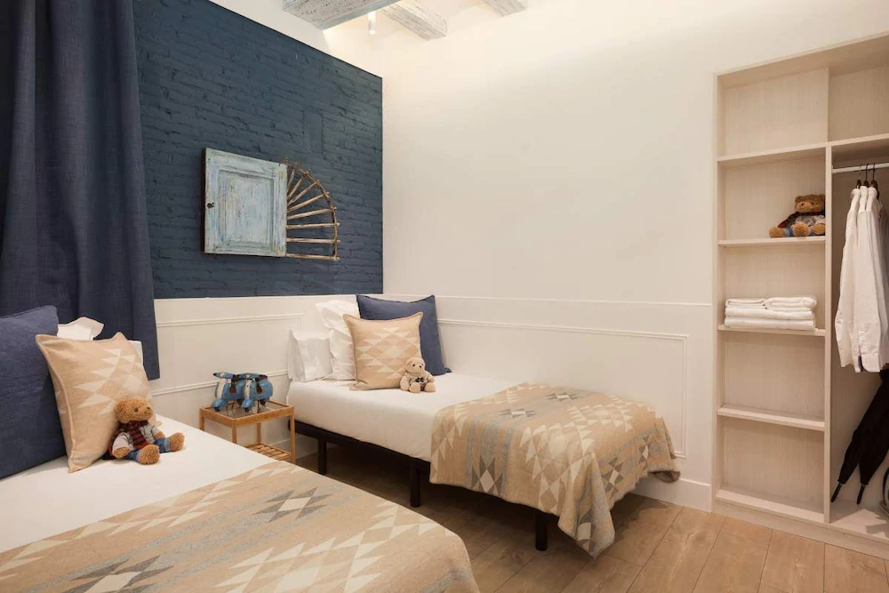 Enjoybcn Colon Apartments