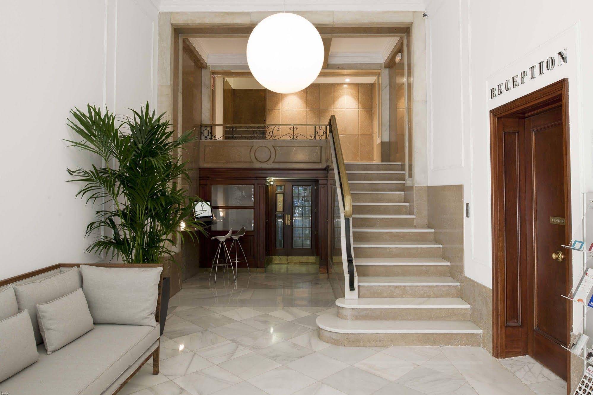 Eric Vökel Gran Via Suites