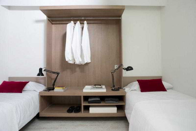 Eric Vökel BCN Suites