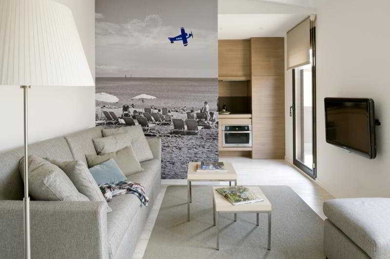 Eric Vökel BCN Suites