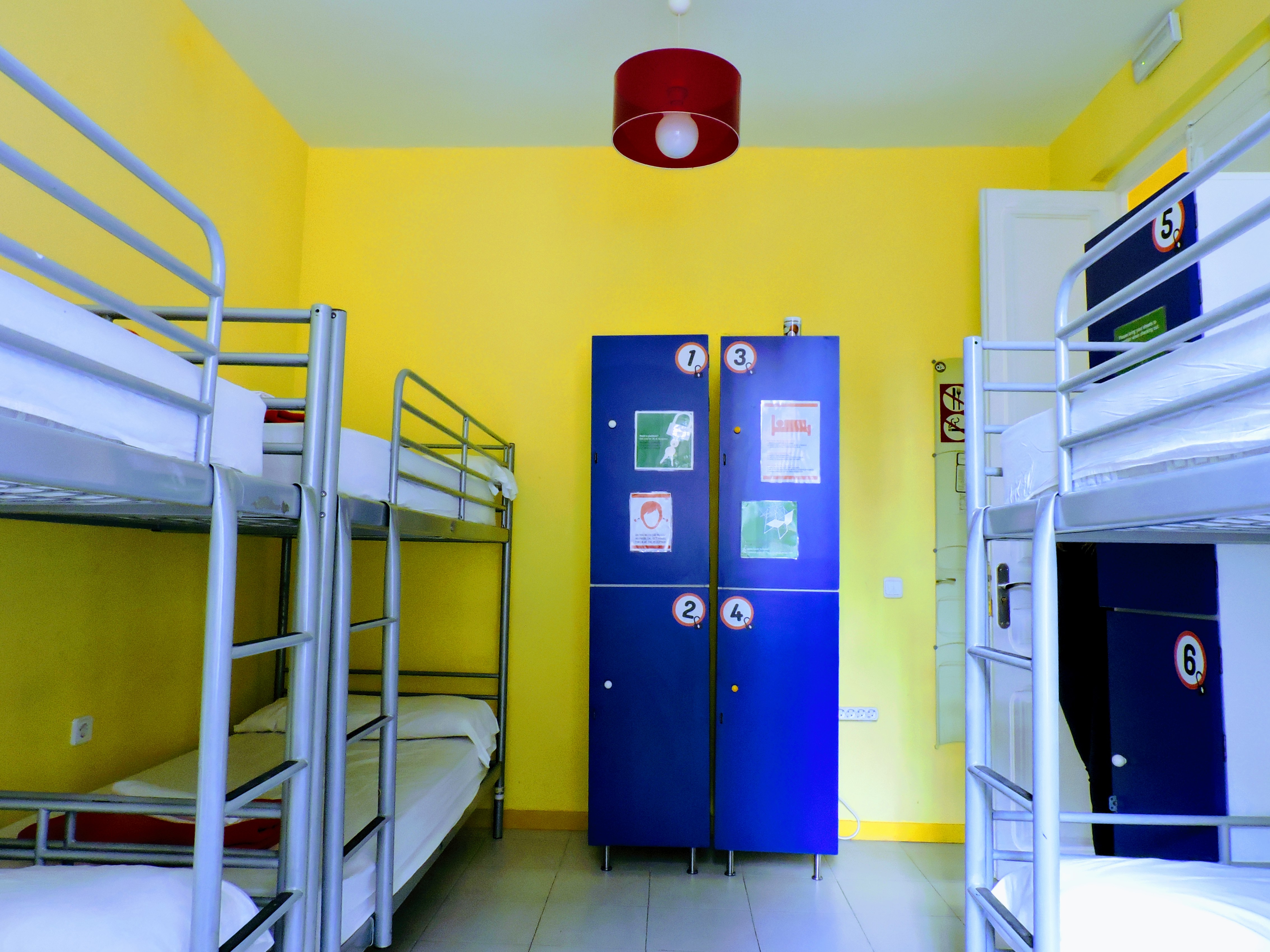 Feetup Garden House Hostel Barcelona
