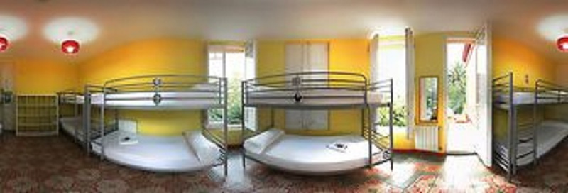 Feetup Garden House Hostel Barcelona