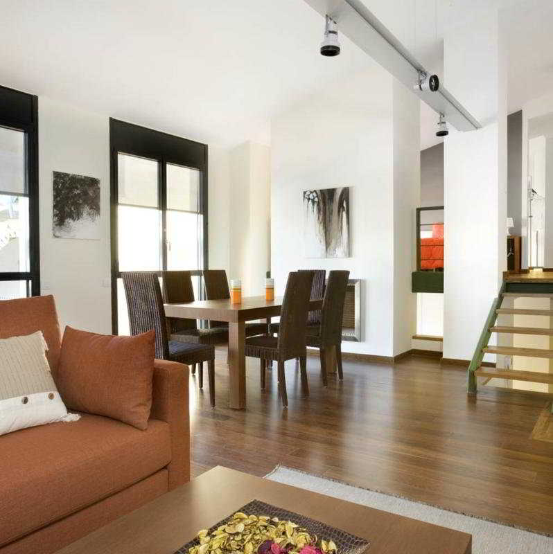 FGA Bach Apartments
