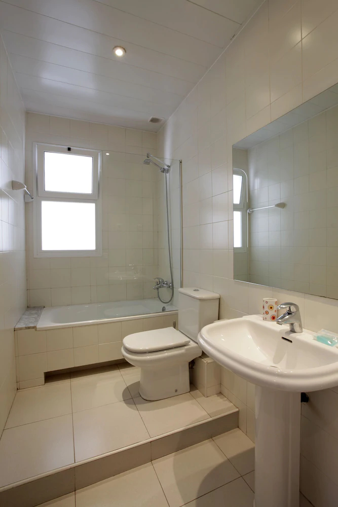 Fisa Rentals Aribau Apartments