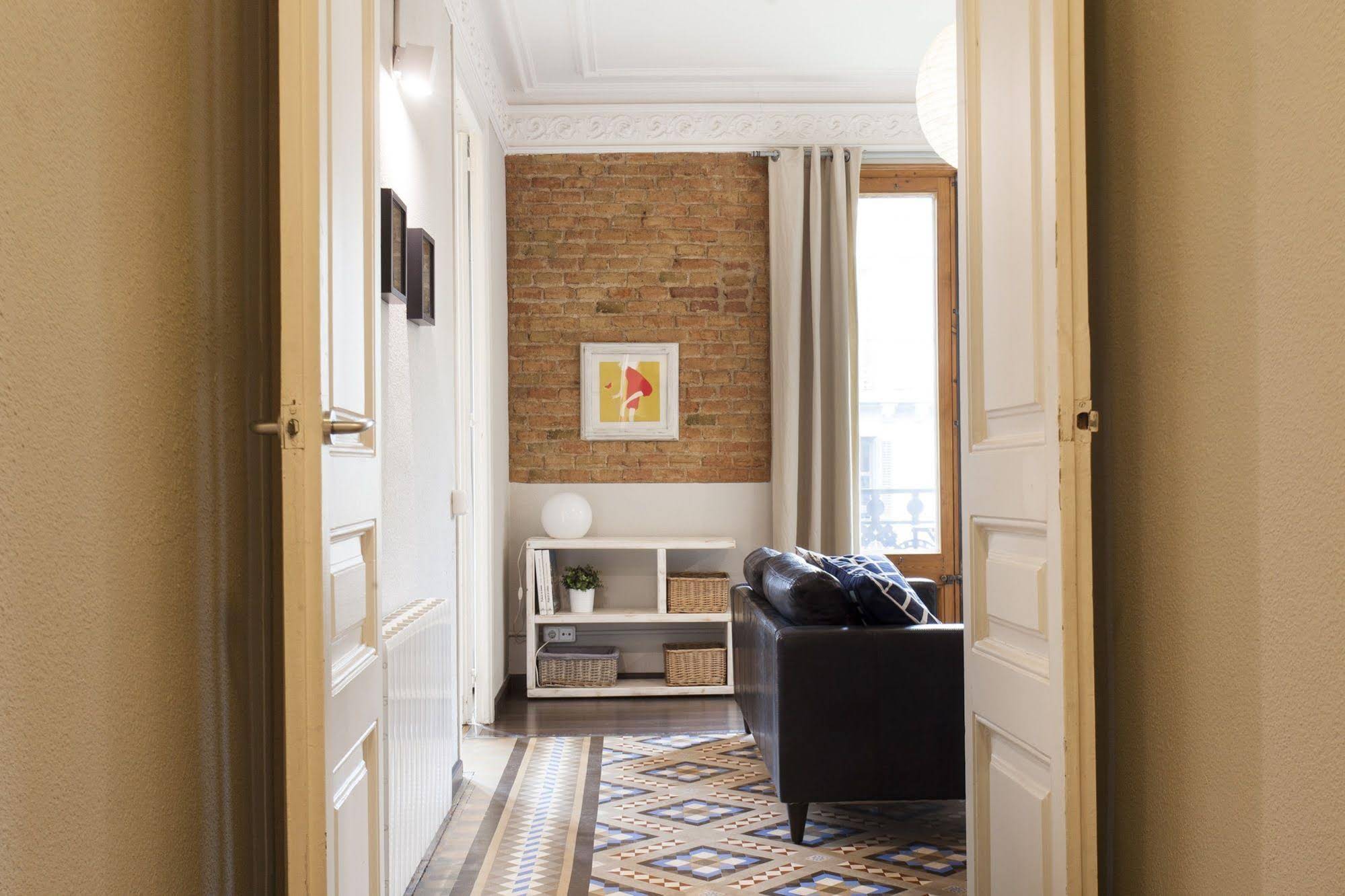 Fuster Apartments
