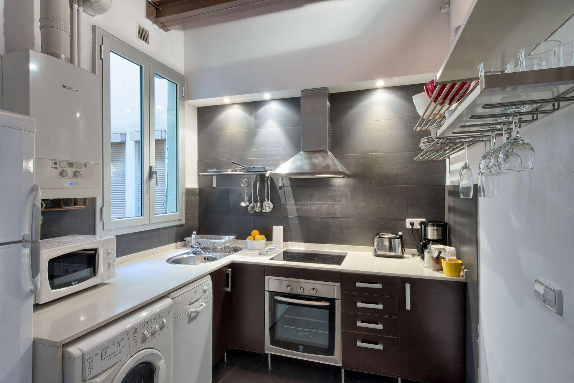 Fuster Apartments