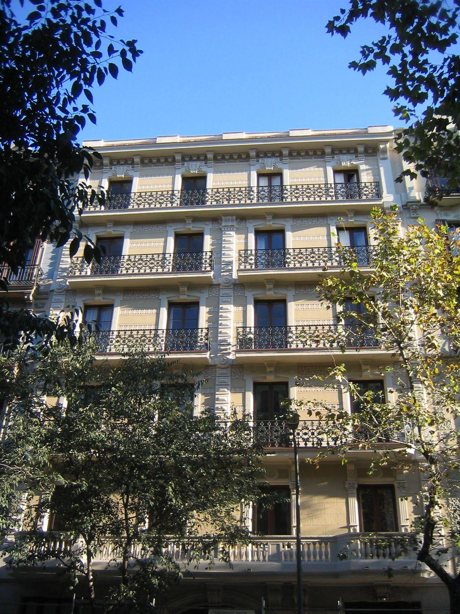 Fuster Apartments