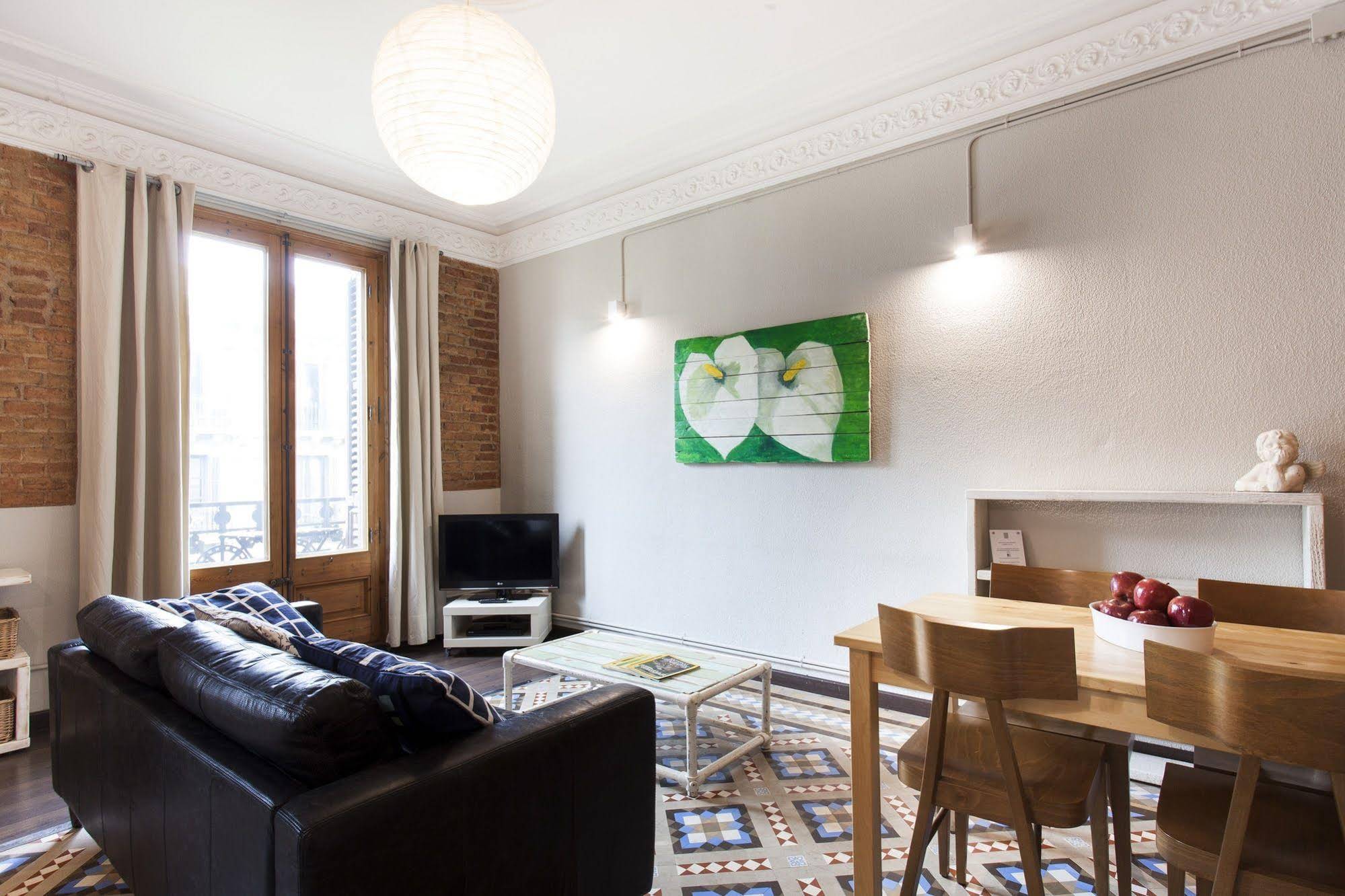 Fuster Apartments