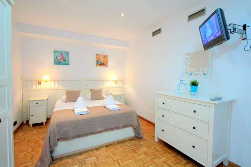 Gaudi Residence