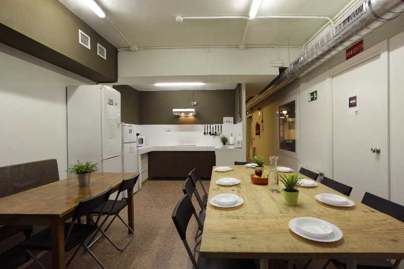 Gracia City Hostel
