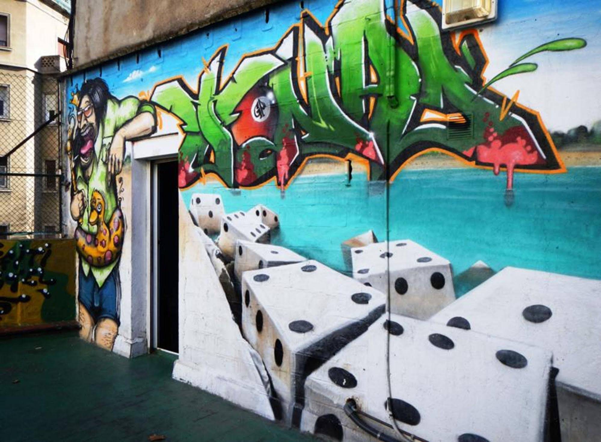 Graffiti Hostel