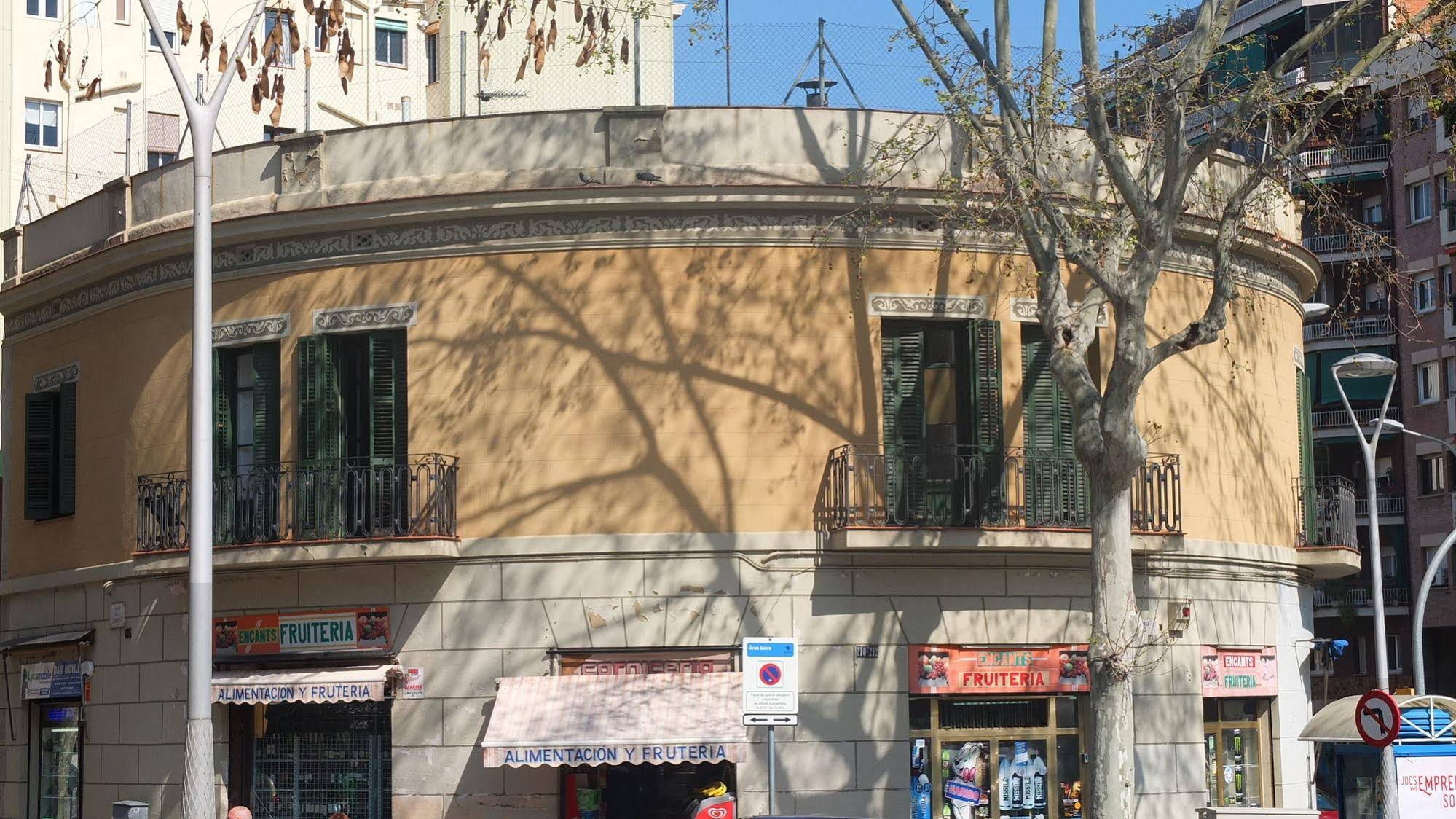 Graffiti Hostel