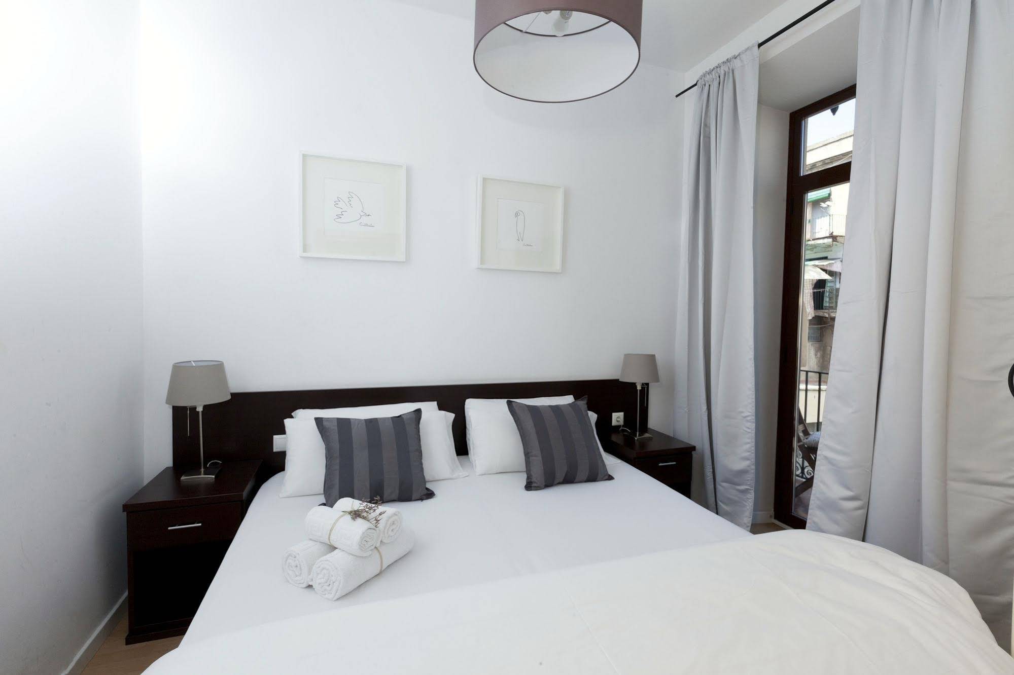 Happy Apartments Barcelona