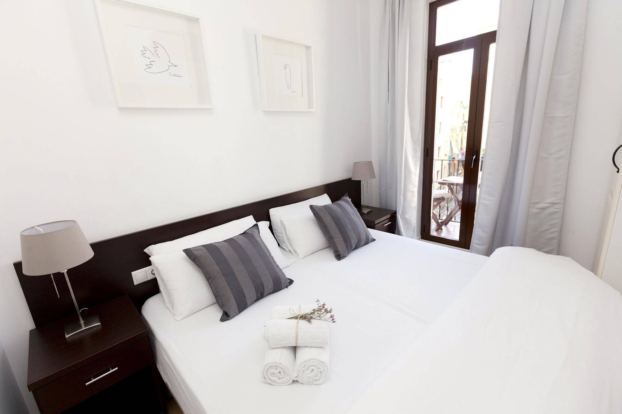 Happy Apartments Barcelona