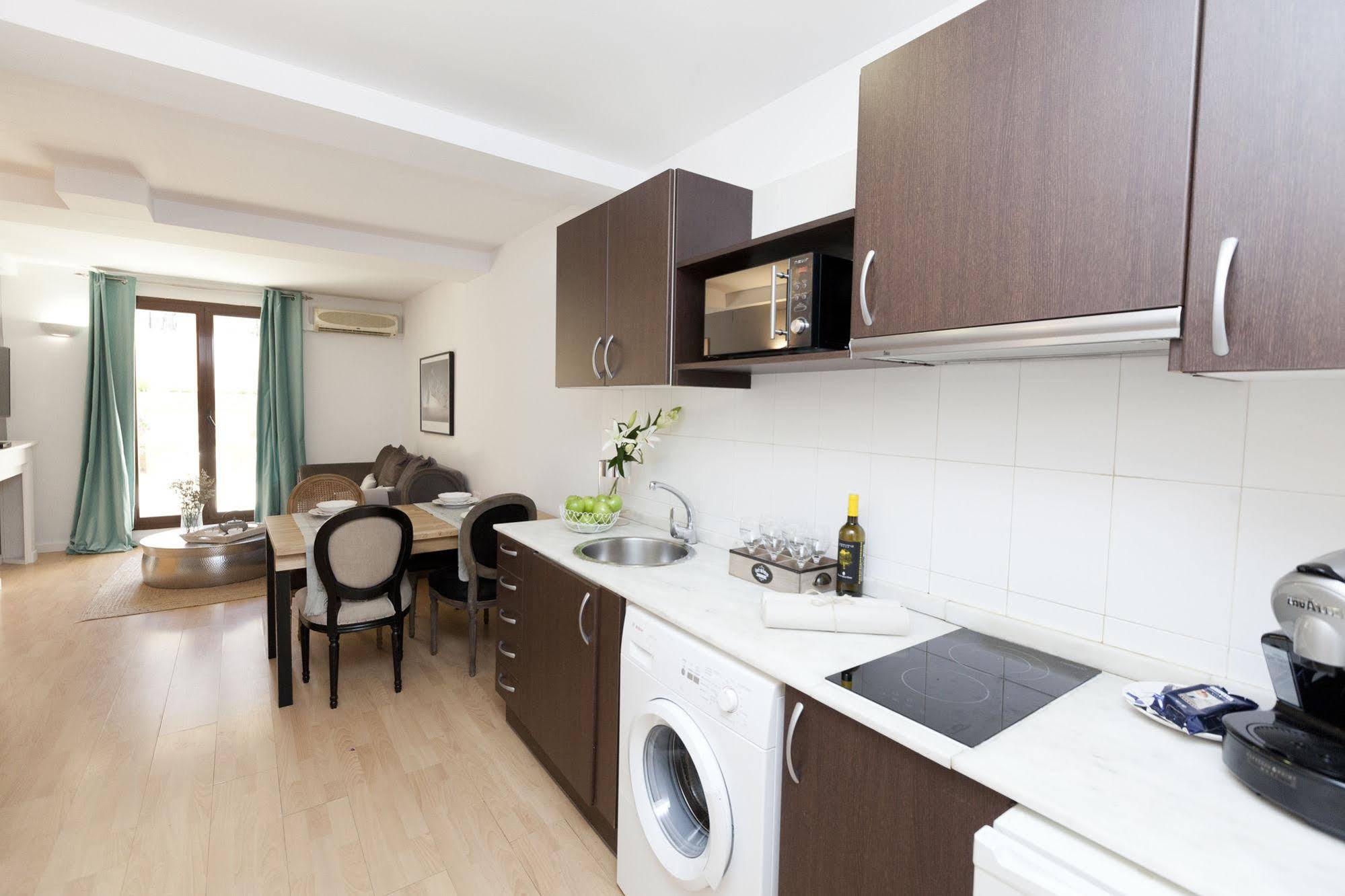 Happy Apartments Barcelona