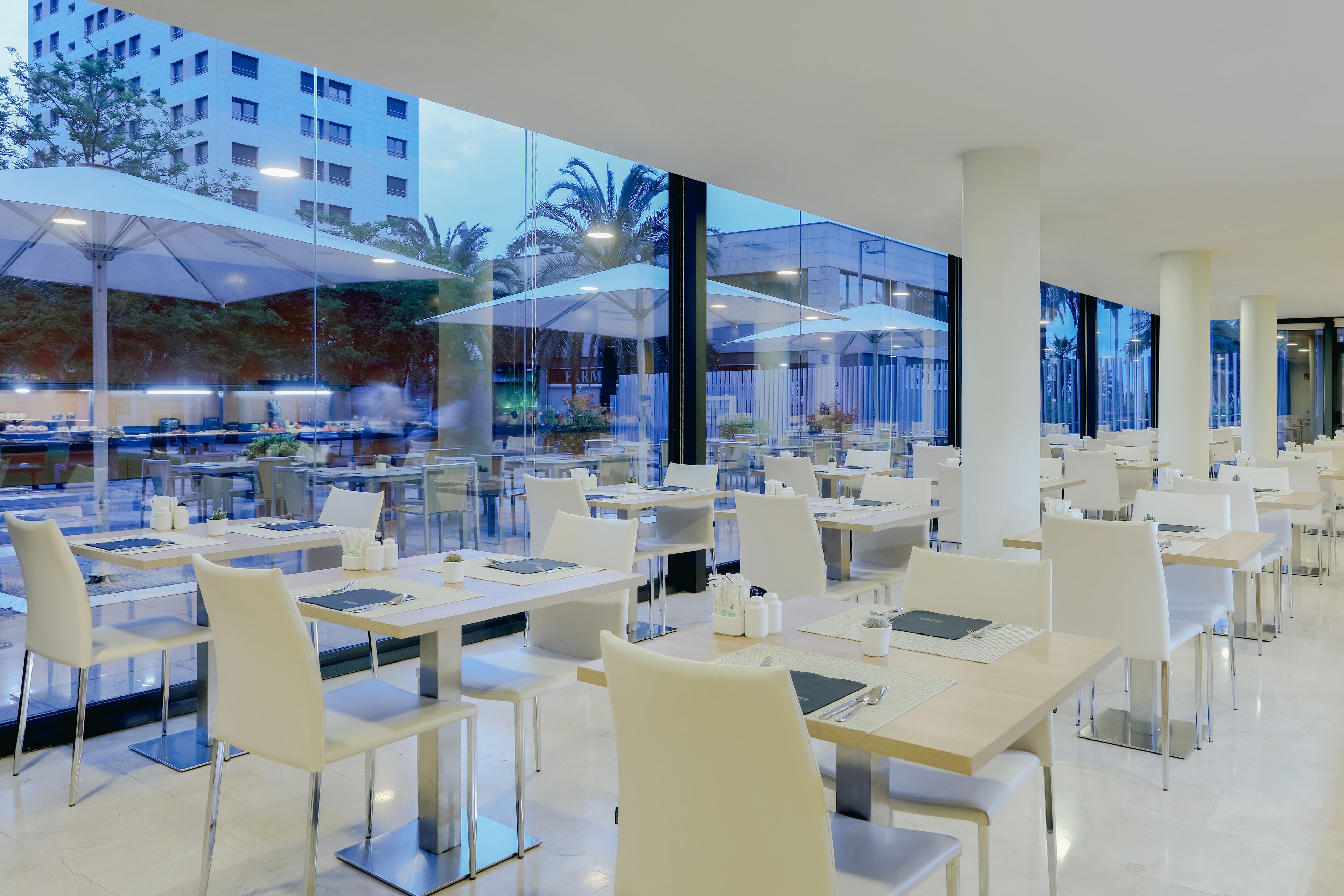 Hotel Catalonia Barcelona Beach