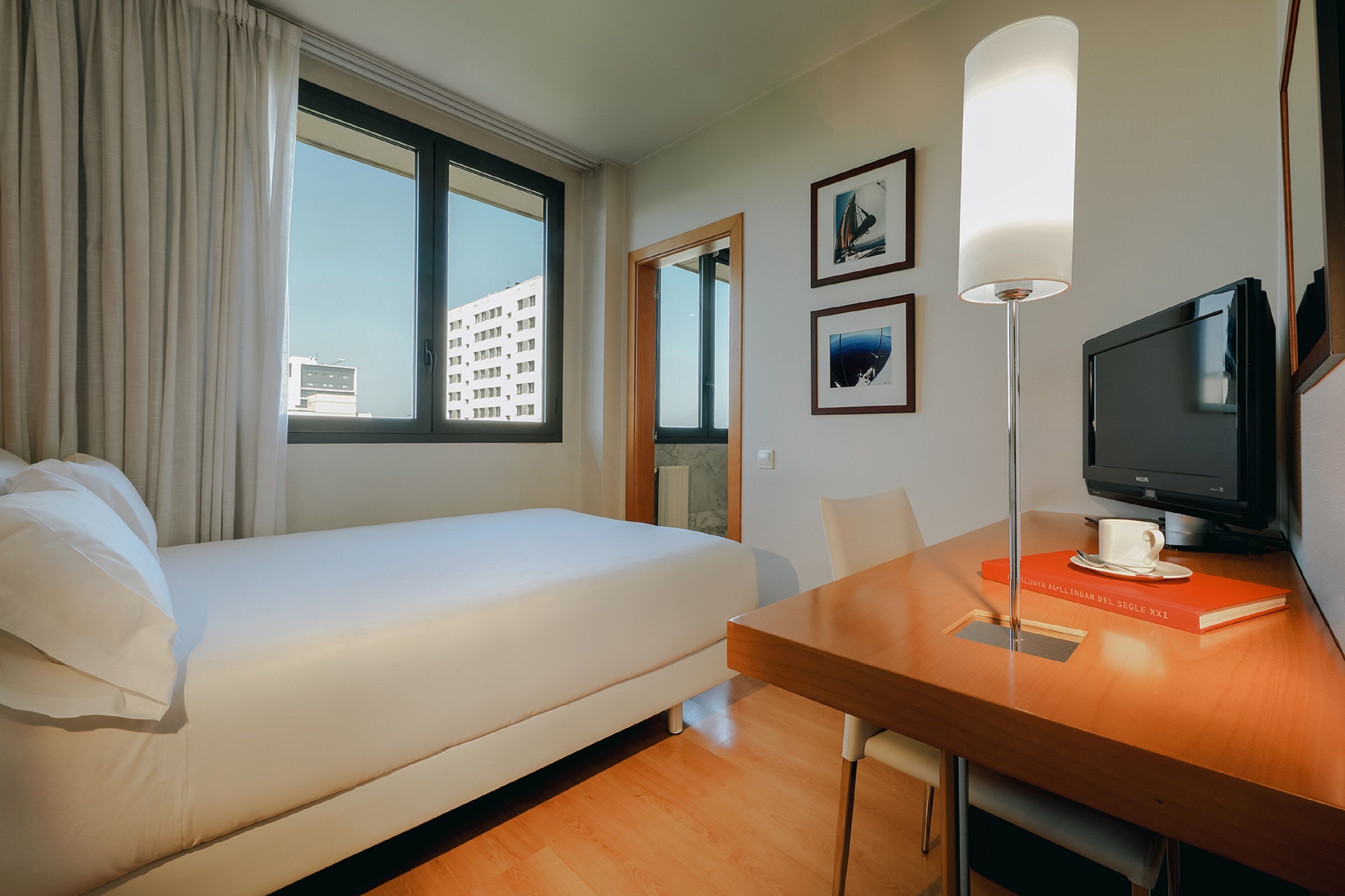Hotel Catalonia Barcelona Beach