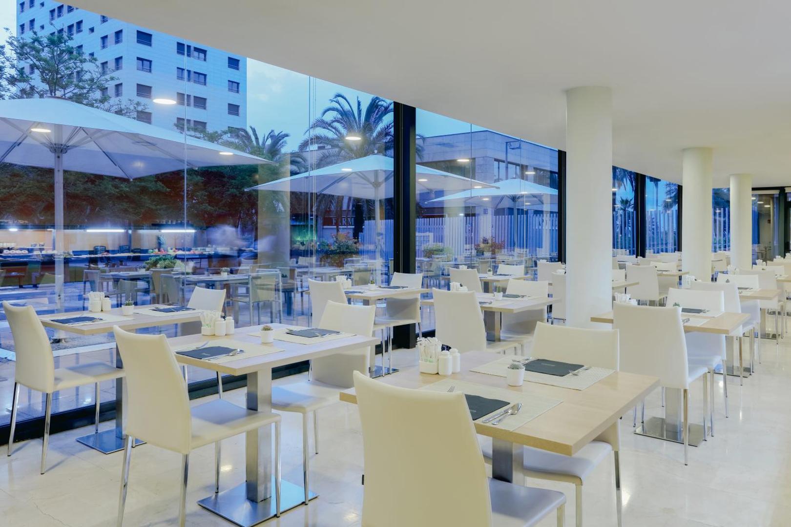Hotel Catalonia Barcelona Beach