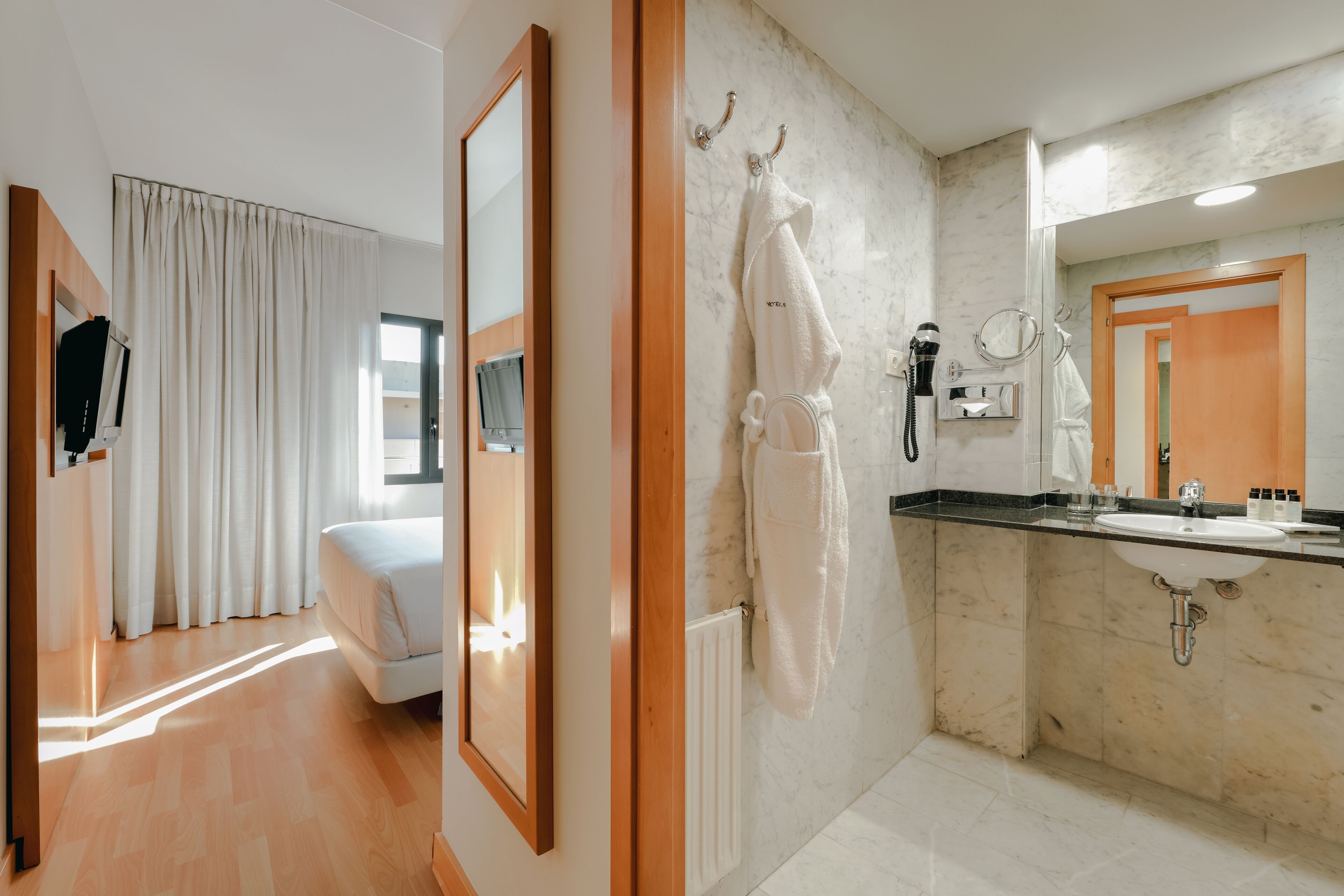 Hotel Catalonia Barcelona Beach