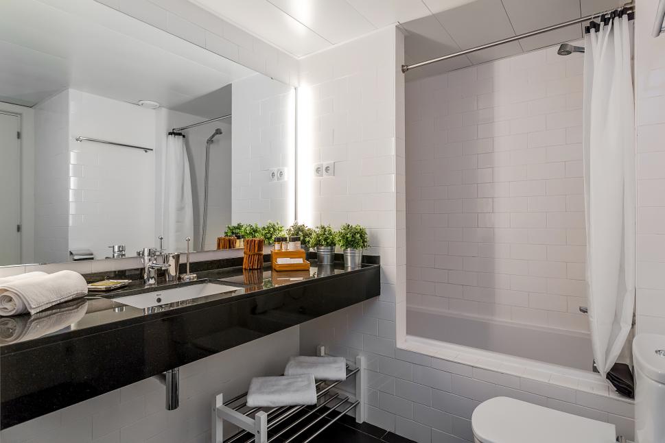 Urban District Apartments - Rambla Suites & Pool